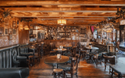 The Warmth of Traditional Pub Settings: A Cozy Escape